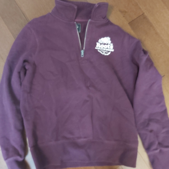 Roots sweater in plum - Picture 1 of 4